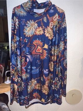 Woman Navy Blue Floral Paisley Long-Sleeve Shirt